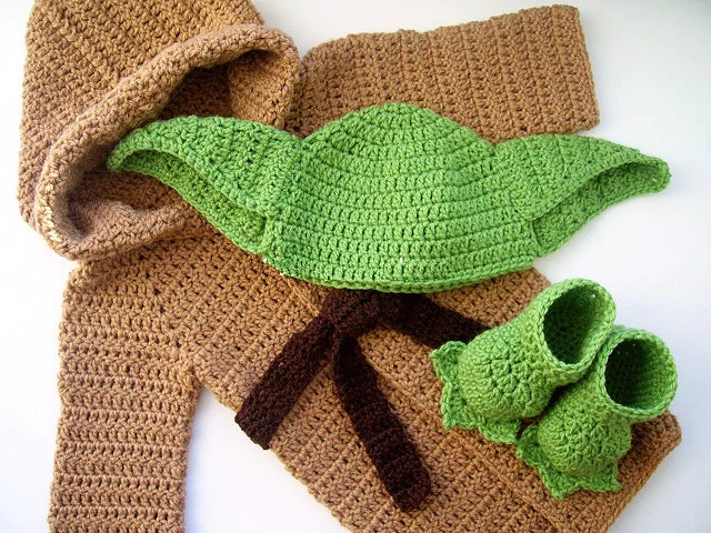 BabyYoda - Snuggly Knitted Cap