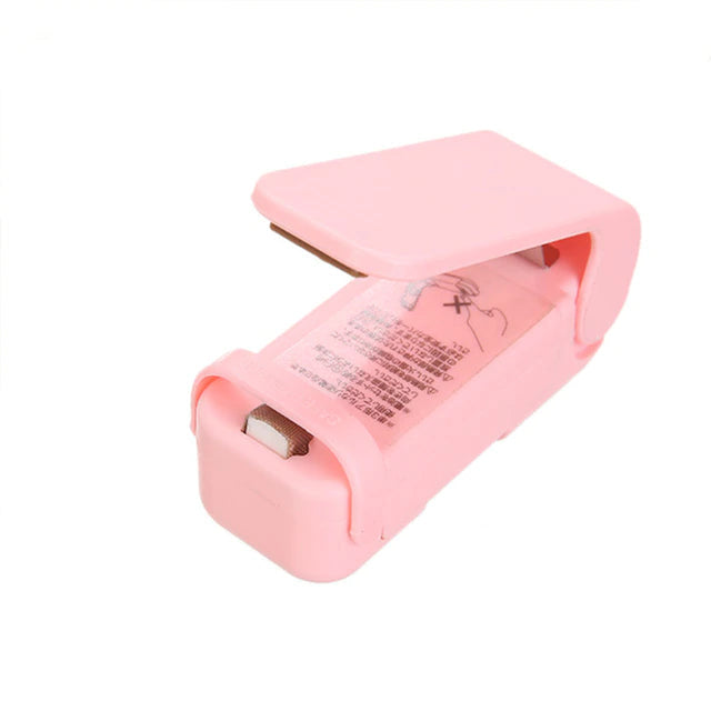 Portable mini sealing machine