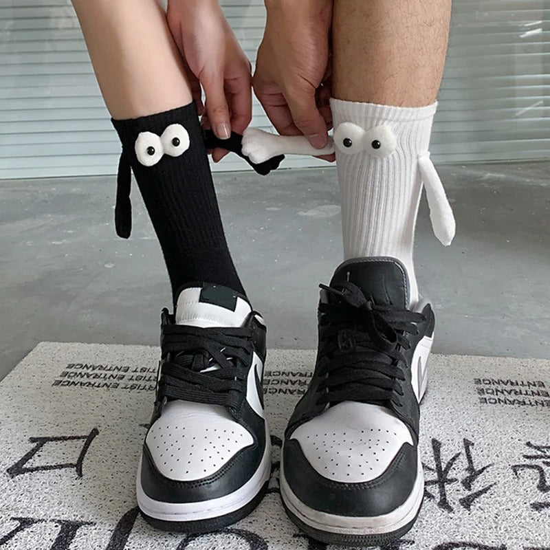 Doll Couple Socks Cartoon Lovely Hand In Hand Cotton Breathable Comfortable Magnetic Attraction Socks For Women Cute Socks