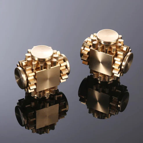 Gear Cube Spinner