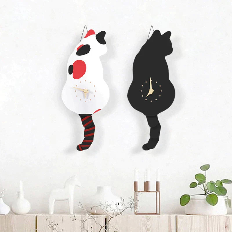 Cat Tail Wall Clock