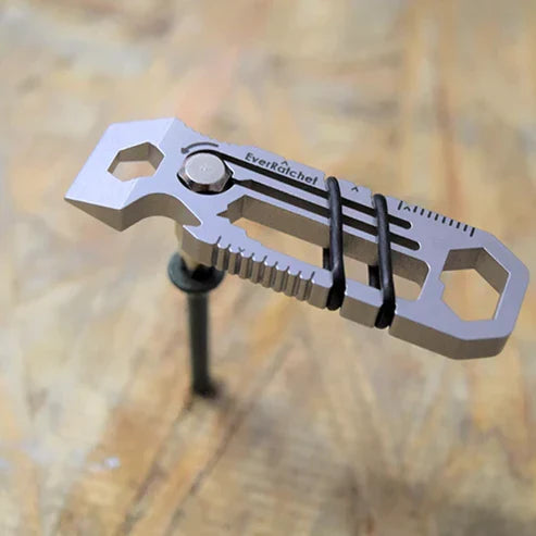 6-In-1 Multi-Tool Keychain