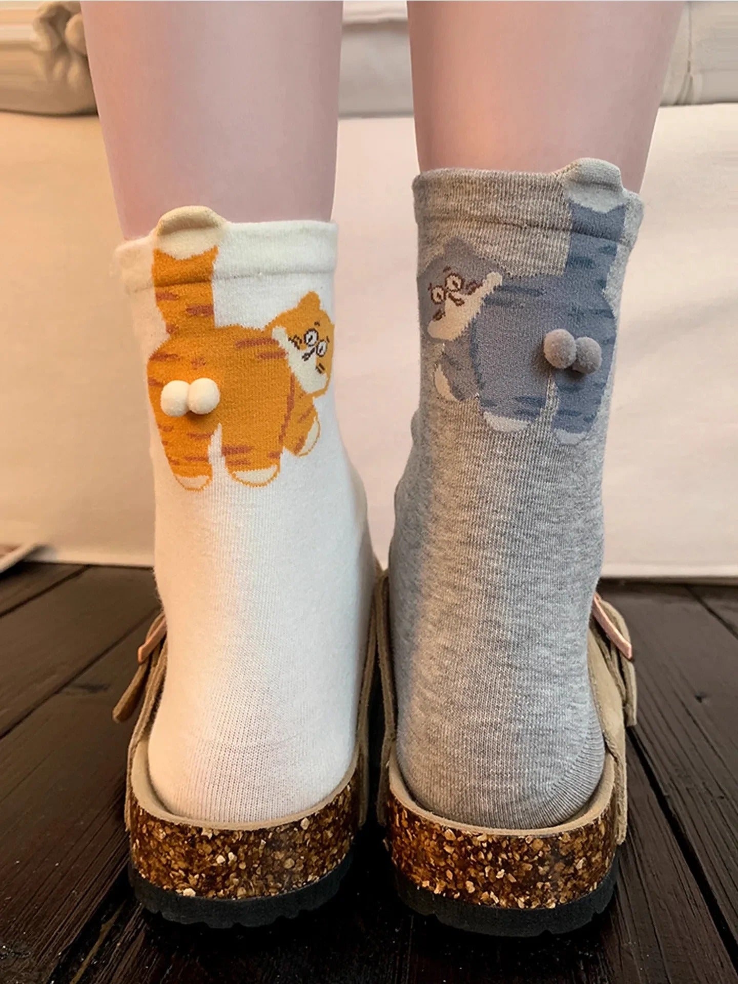 Three-Dimensional Cat Printed Mid Tube Socks