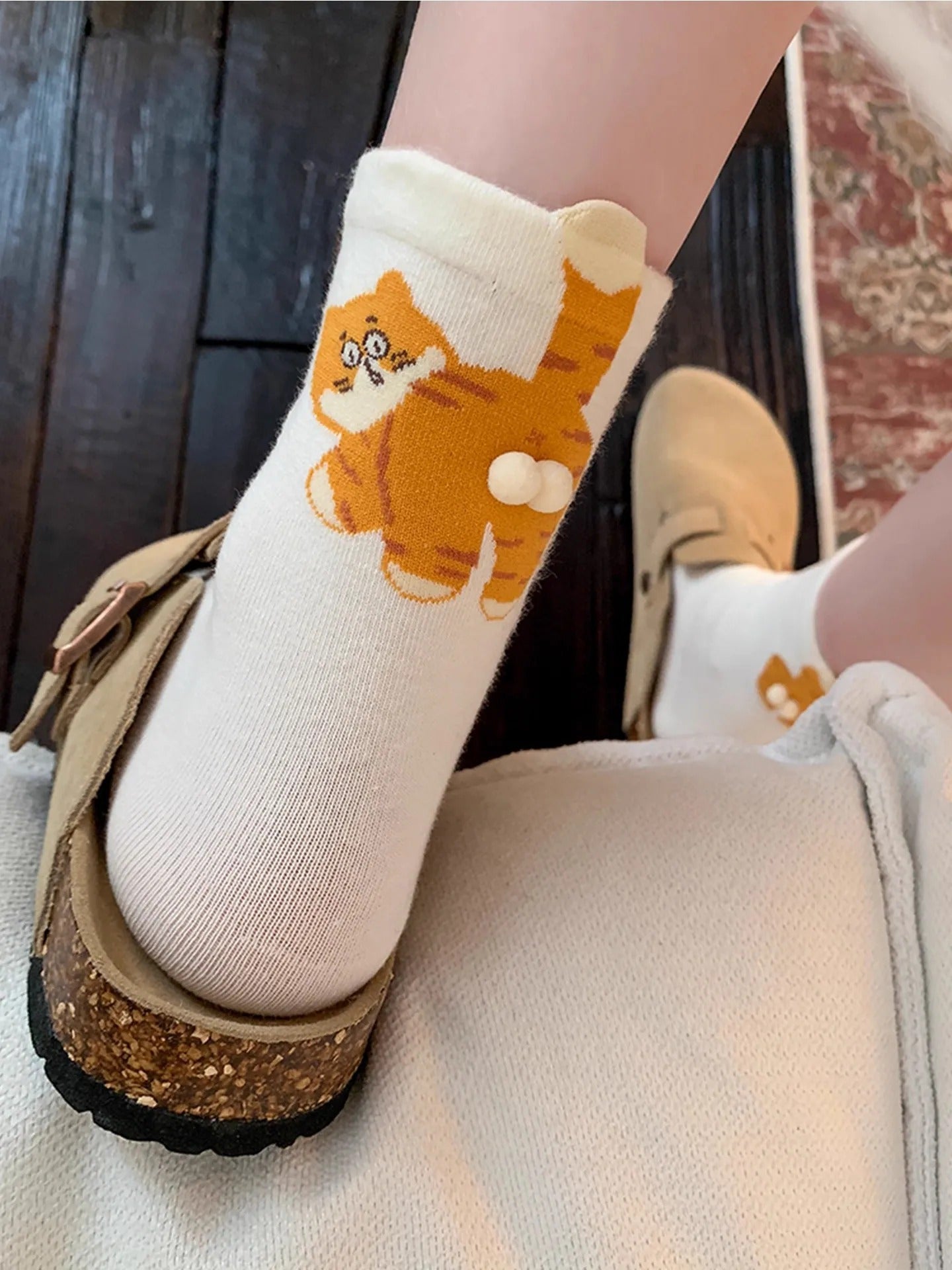 Three-Dimensional Cat Printed Mid Tube Socks